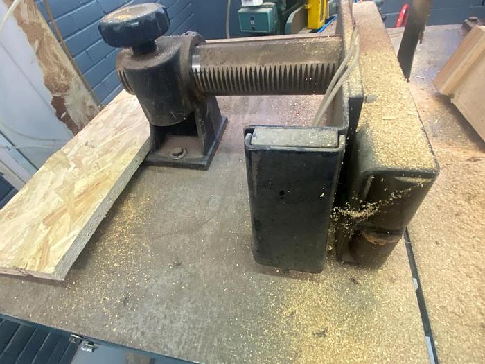 Used 2000 Griggio SNAC 740 RS3 Bandsaw with Feeder