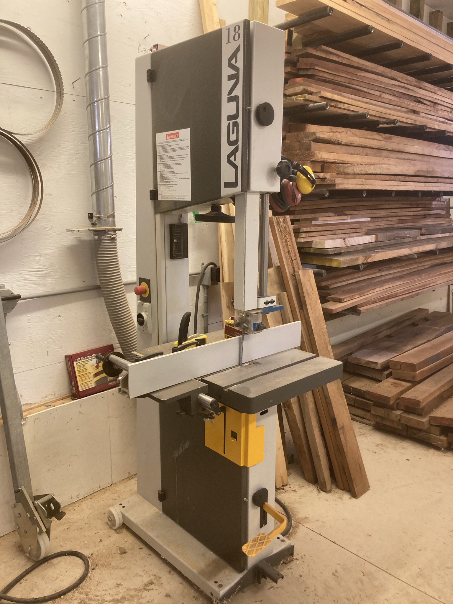 Used 2007 Laguna LT-18 Bandsaw