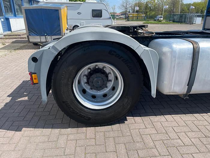 Gebruikt 1998 MERCEDES BENZ 1840 , 3 PEDALS , MANUAL GEAR