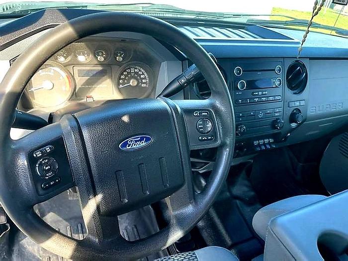 Used 2016 Ford F550 Crew Cab Service Truck ** Only 75k Miles + DEF Deleted **
