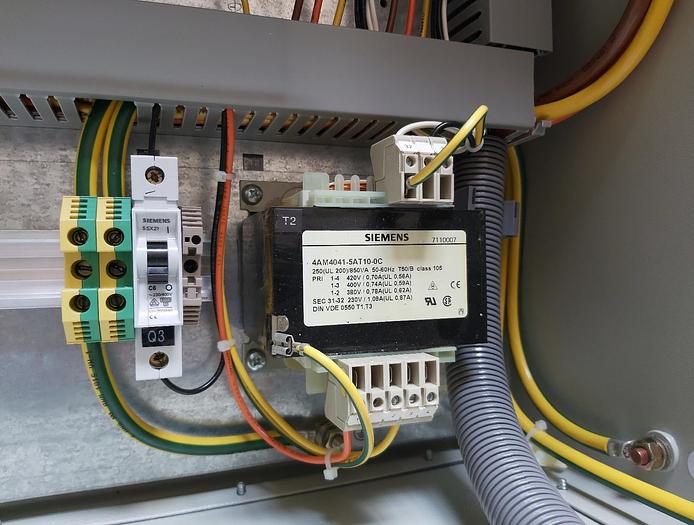 Power supply cabinet with fuse protection 400V, 20A, new