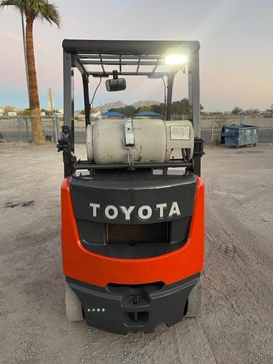Used 2012 TOYOTA 8FGU20 FORKLIFT