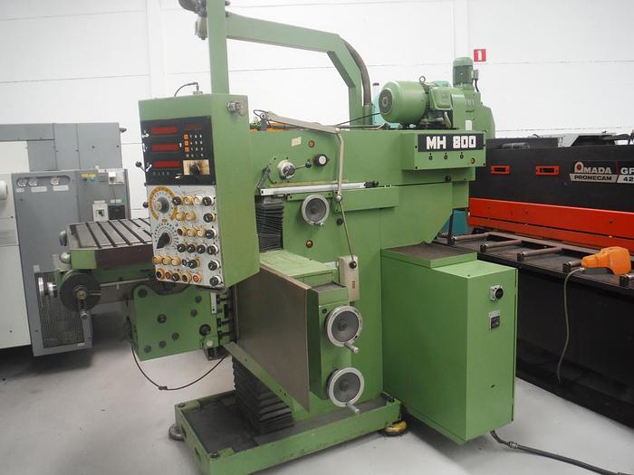 D'occasion FREESMACHINE CNC MAHO MH 800