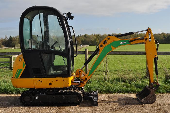 Used 2014 JCB 8018CTS