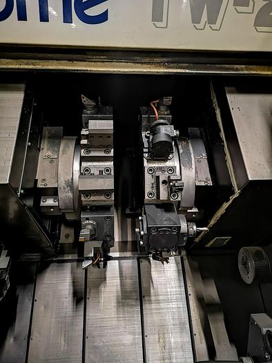 Used NAKAMURA TOME-TW20MM -TWIN SPINDLE - TWIN TURRET