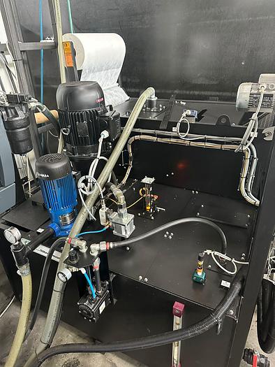 Used HURON UNIMILL 6 - 5 AXIS SIMULTANEOUS