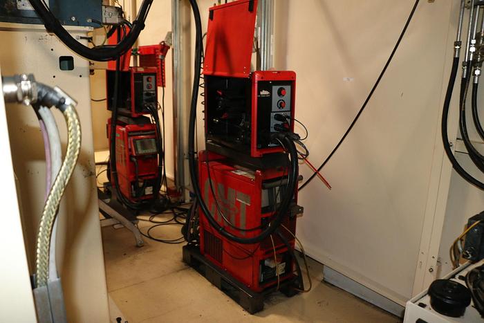 Used TWIN ROBOT WELDING CELL SEVERT-OTC 