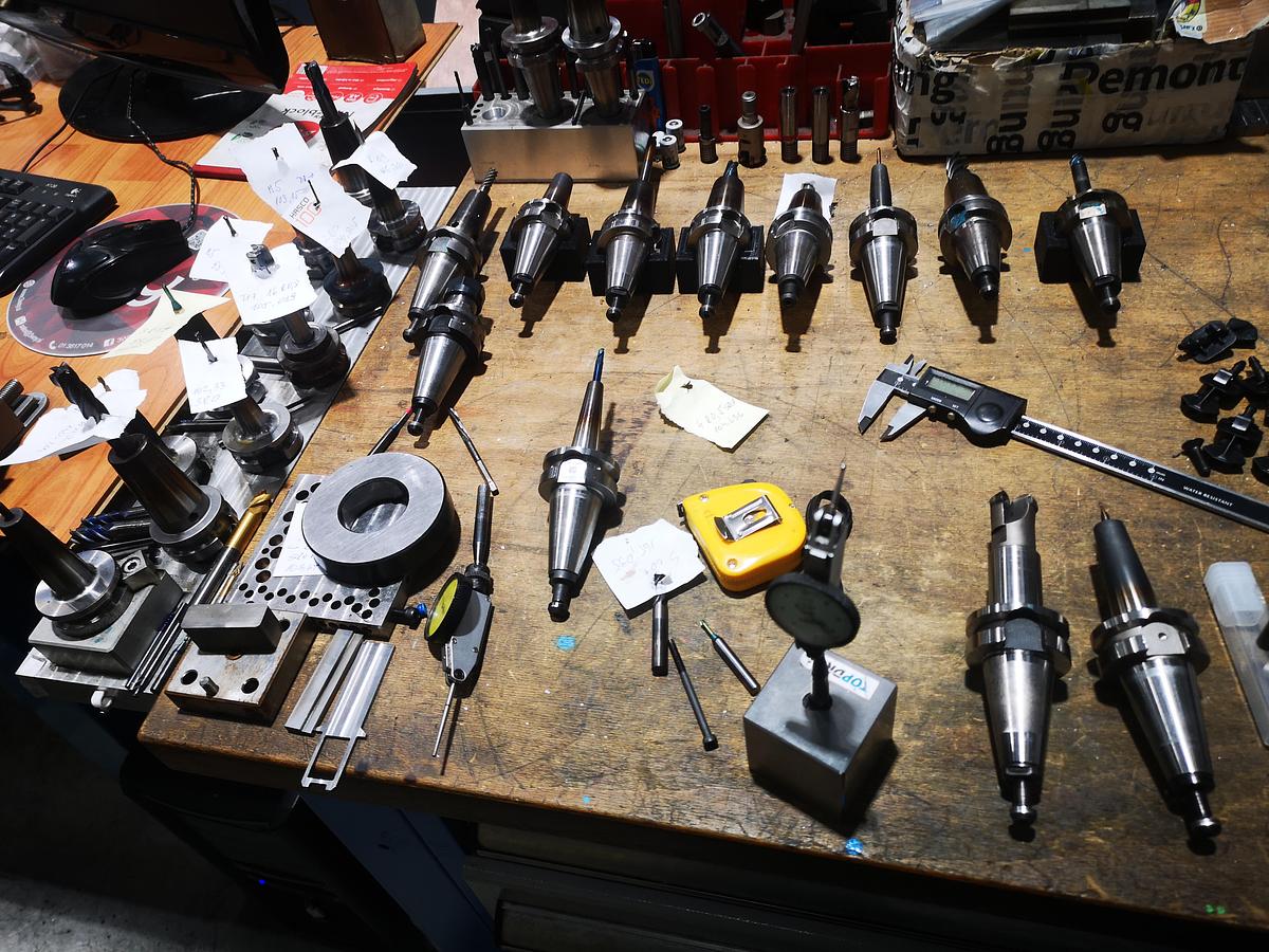 Used BROTHER SPEEDIO i700 MILLING AND TAPPING CENTER 