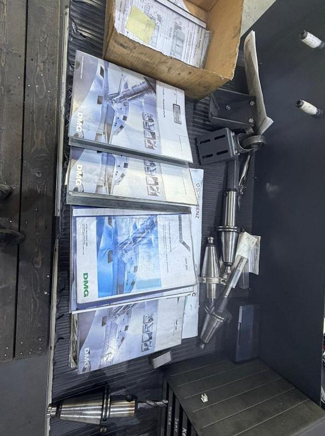 Used USED CNC DMF260/11 WITH TOOLS AND ACCESSORIESS