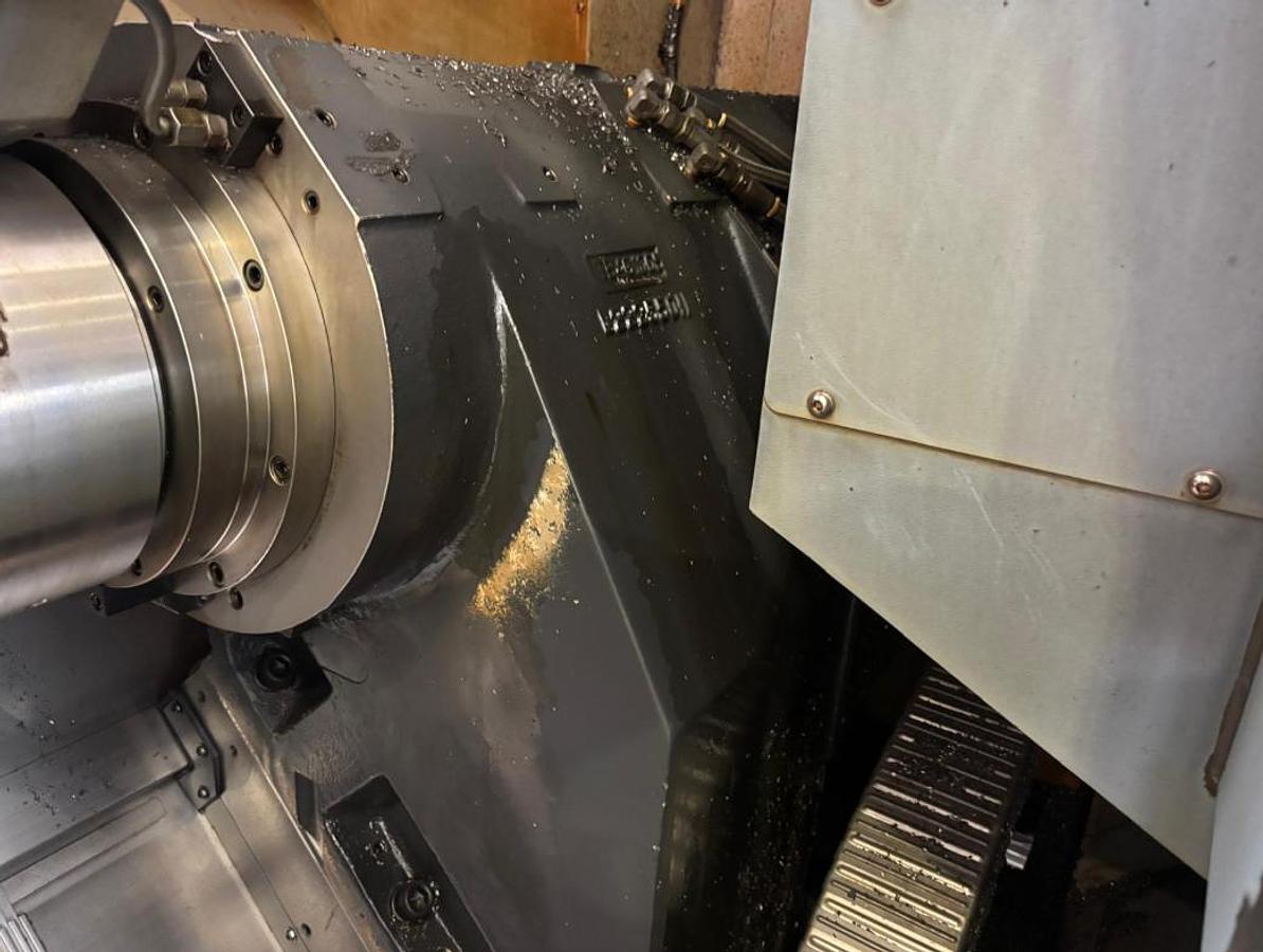 Used CNC LATHE DOOSAN PUMA TT2500SY TURNING AND MILLING CENTRE WITH TOOLS AND ACCESSORIESS