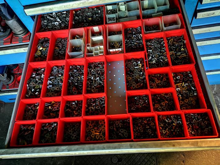 Used CNC BORING MILL WOTAN RAPID 1 WITH HUGE AMOUNT OF TOOLING