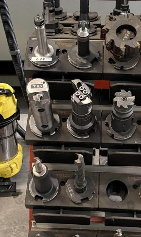 Used DMG DMU 200P 5 AXIS TOOL MILLING