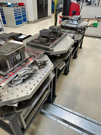 Used CNC 5 AXIS MT-RENT WITH ROBOT PALETIZATION - GREAT OPORTUNETEY