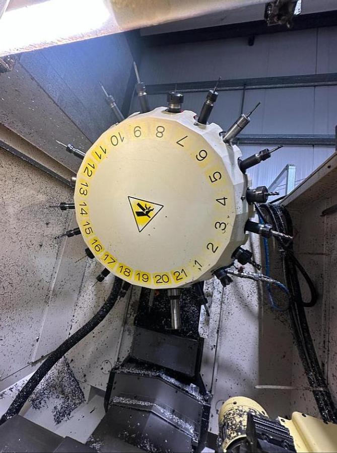 Used CNC Fanuc Robodrill T21iE 5-Axis Vertical Machining Centre – 2007 T21iE 5-Axis