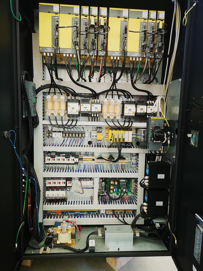 Used CNC LATHE DOOSAN PUMA TT2500SY