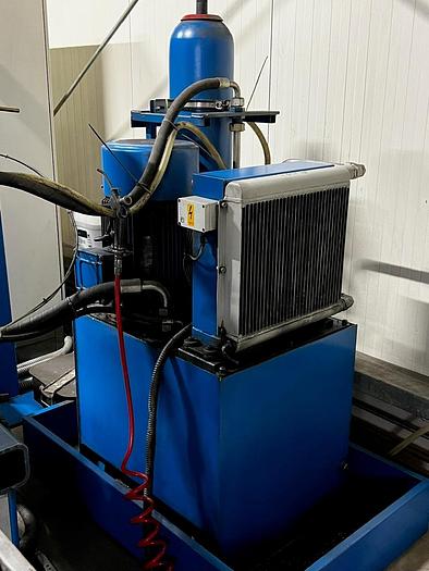 Used CNC TUBE PUNCHING MACHINE