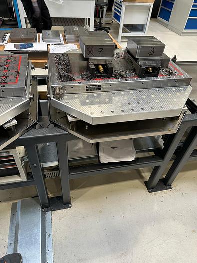 Used CNC 5 AXIS MT-RENT WITH ROBOT PALETIZATION - GREAT OPORTUNETEY