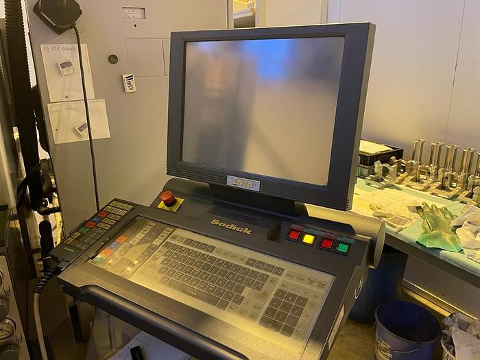 Used EDM- DIE SINKING SODICK 