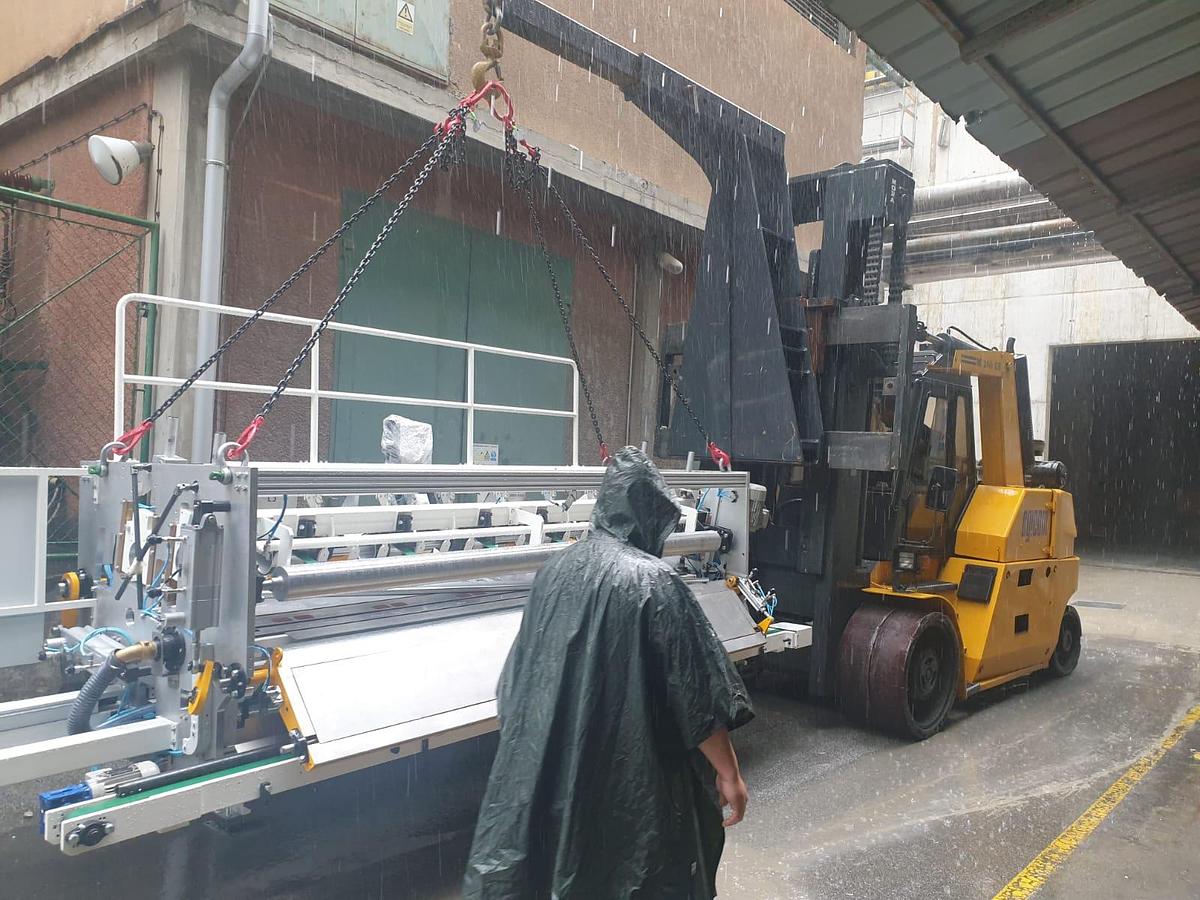 Used FORKLIFT 25 TON - MORA