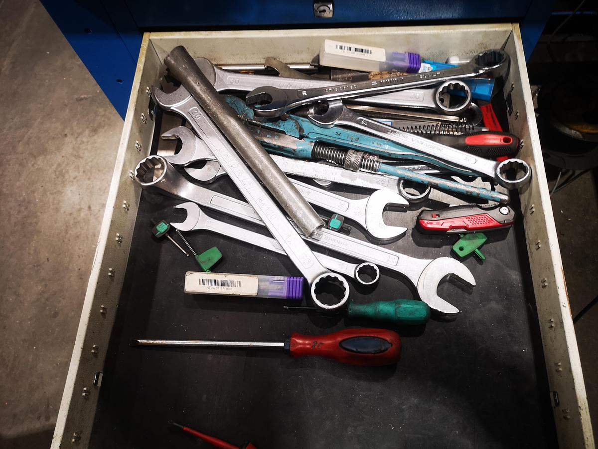 Used HARTFORD HCMC-13 -2013  FULL EQUIPED WITH TOOLINGS AND ACCESSORIESS