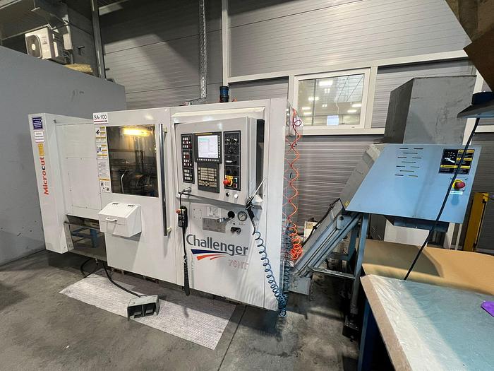 Used CNC LATHE CHALLENGER MICROCUT 76 HT  TURNING AND MILLING 