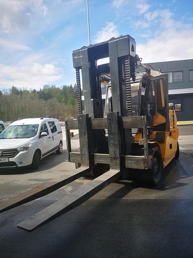 Used FORKLIFT 25 TON - MORA