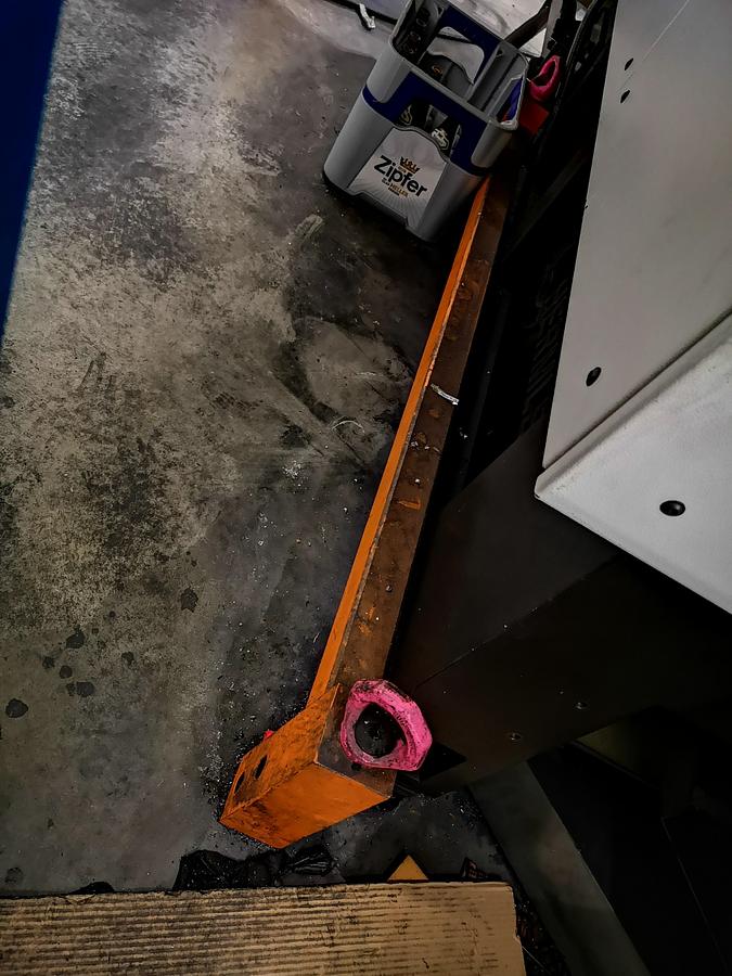 Used CNC 5 AXIS MILLING - HERMLE C40U-2009-WITH FULL TOOLS ACCESSORIESS