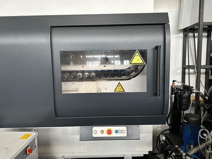 Used HURON UNIMILL 6 - 5 AXIS SIMULTANEOUS