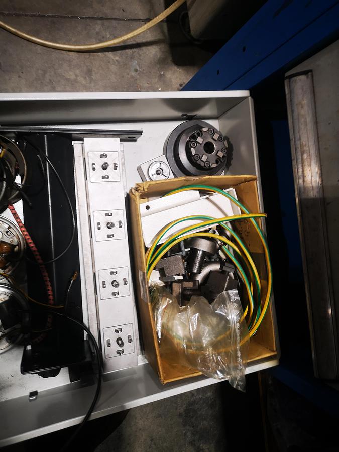 Used  CNC FANUC ROBODRILL ALPHA -D21L iB5