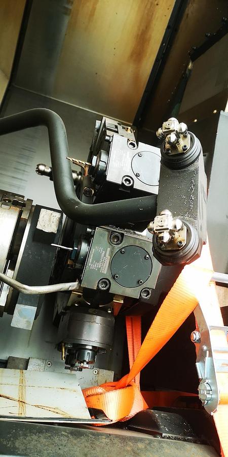 Used CNC LATHE DOOSAN PUMA TT2500SY TURNING AND MILLING CENTRE WITH TOOLS AND ACCESSORIESS