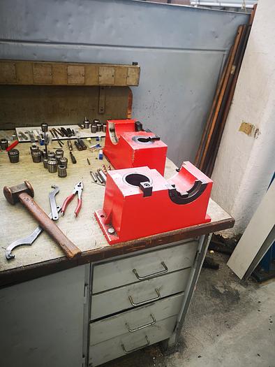 Used AGMA CNC VMC 2210 - G  + 4TH AXIS