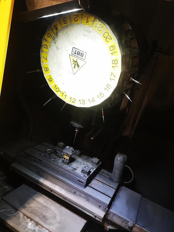 Used  CNC FANUC ROBODRILL ALPHA -D21L iB5