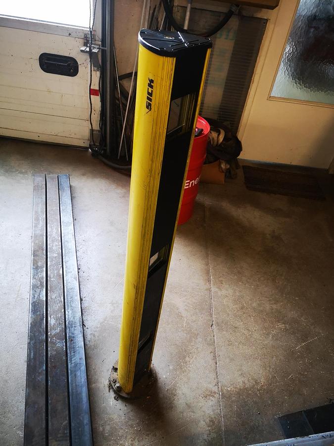 Used LVD Strippit Delta 1000 CNC Turret Punch