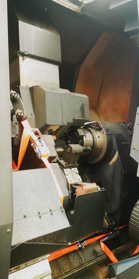 Used CNC LATHE DOOSAN PUMA TT2500SY TURNING AND MILLING CENTRE WITH TOOLS AND ACCESSORIESS