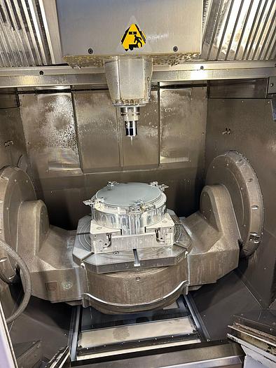Used HERMLE C30U -5AXIS SIMULTANIUS WITH COMPLETE TOOLINGS