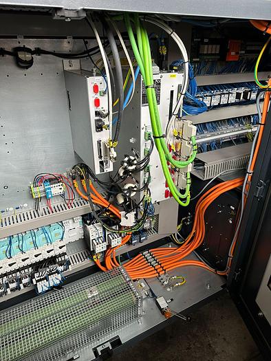 Used CNC LATHE DMG MORI - NEF 400 TURNING AND MILLING CENTER