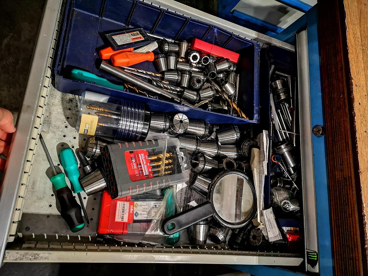 Used CNC 5 AXIS MILLING - HERMLE C40U-2009-WITH FULL TOOLS ACCESSORIESS