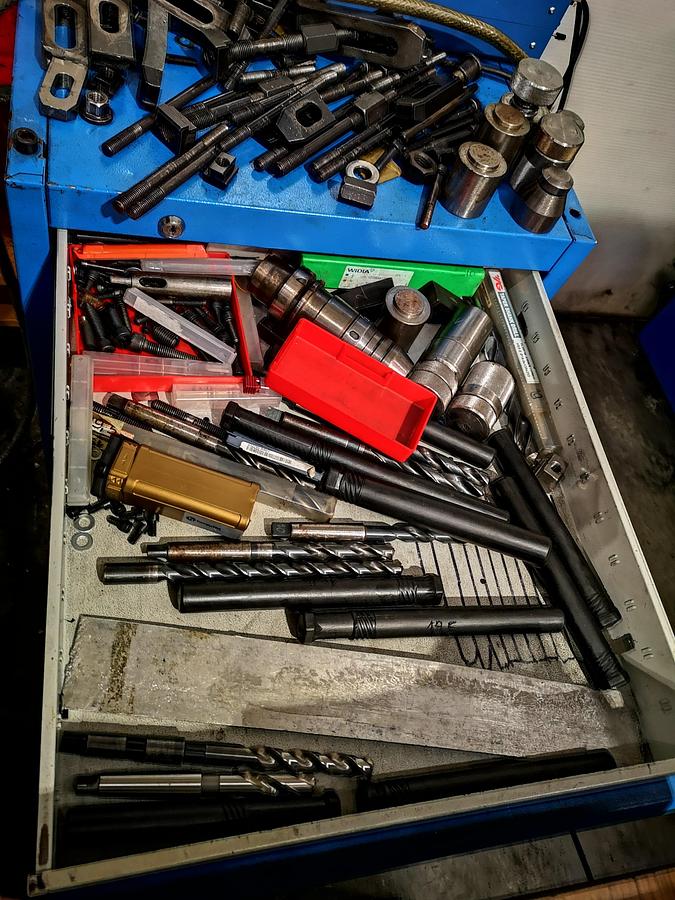 Used CNC 5 AXIS MILLING - HERMLE C40U-2009-WITH FULL TOOLS ACCESSORIESS