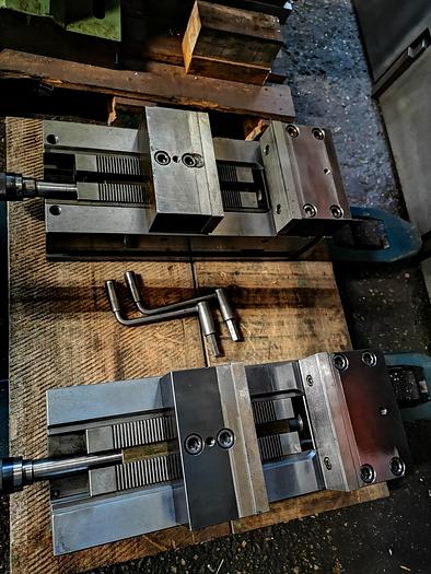 Used CNC BORING MILL WOTAN RAPID 1 WITH HUGE AMOUNT OF TOOLING