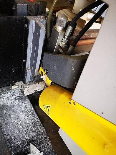 Used BANDSAW BOMAR 