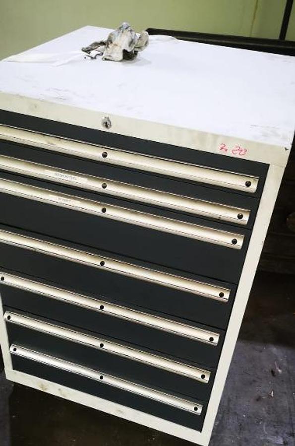 Used USED CNC DMF260/11 WITH TOOLS AND ACCESSORIESS