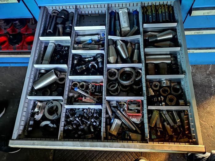 Used CNC BORING MILL WOTAN RAPID 1 WITH HUGE AMOUNT OF TOOLING