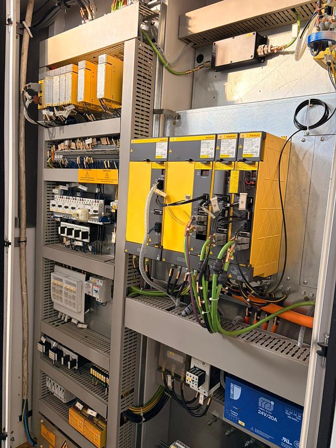 Used CNC VERTICAL LATHE EMAG VL3 -2004 