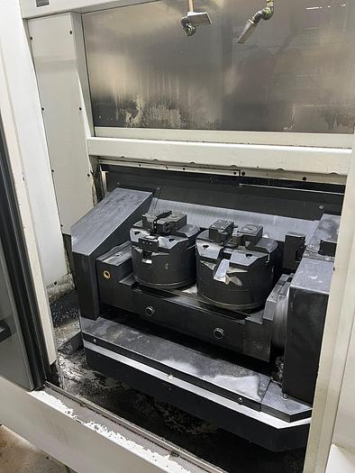 Used 5 AXIS - TWIN PALLET STAMA MC331 S -5 AXIS MACHINING CENTER