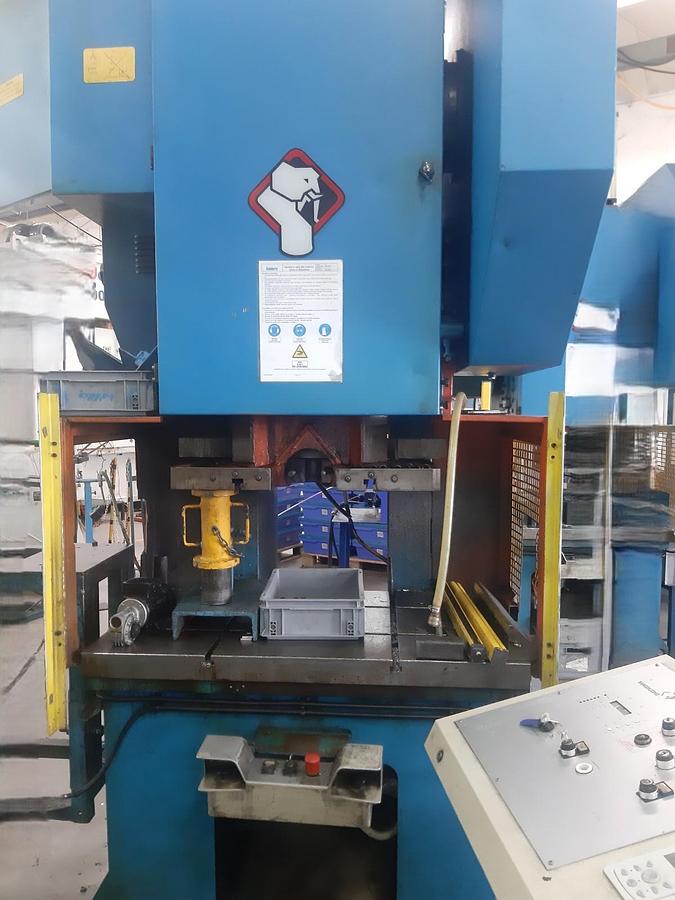 Used EXCENTRIC PRESS -  SAN GIACOMO PRESSE T130R 