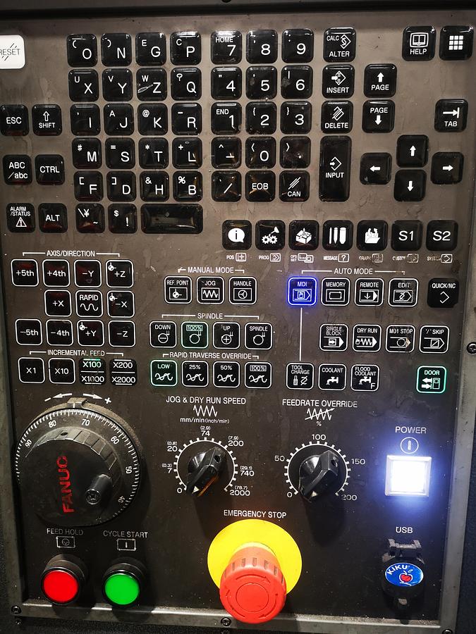 Used  CNC FANUC ROBODRILL ALPHA -D21L iB5
