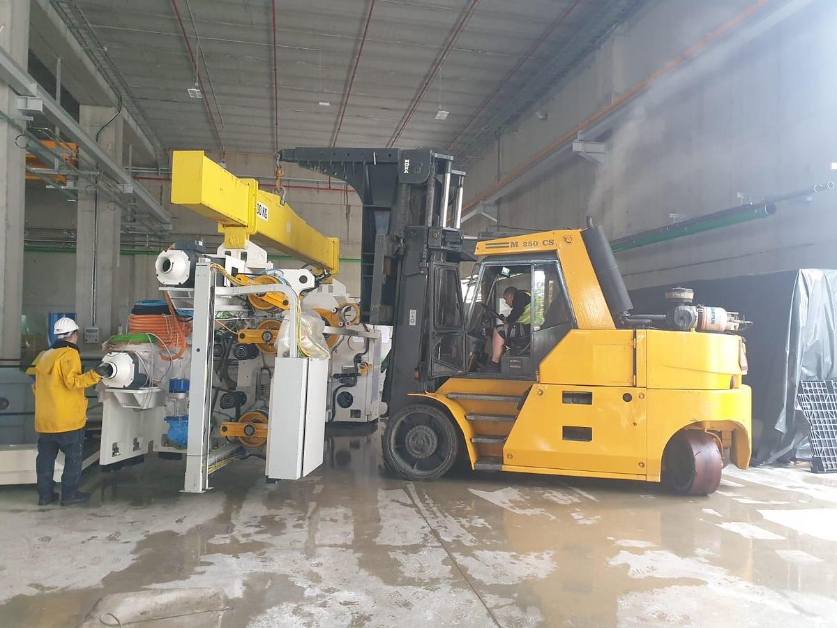Used FORKLIFT 25 TON - MORA