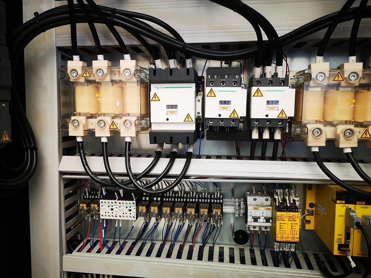 Used CNC LATHE DOOSAN PUMA TT2500SY