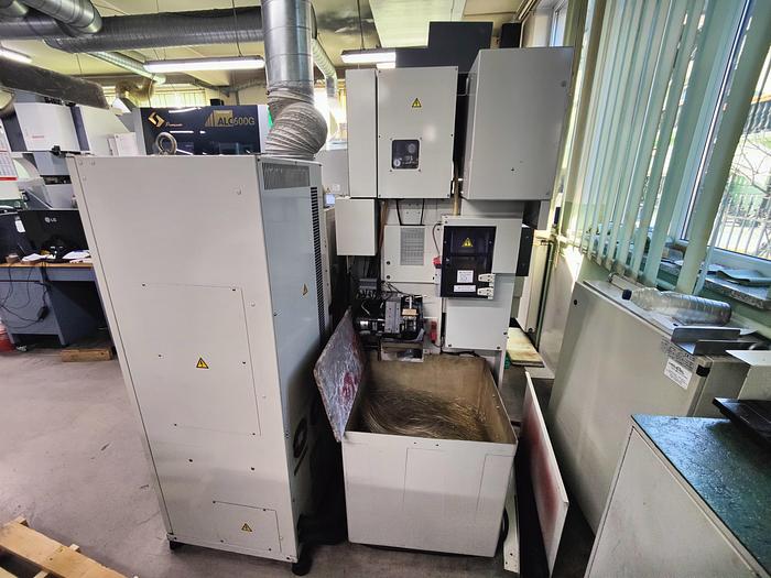Used VIRE CUTTING EROSION EDM MITSUBISHI FA 10M