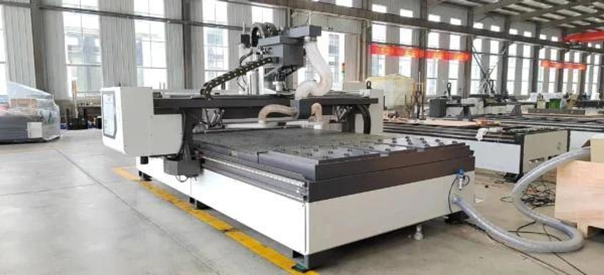 Tsurugi Best Atc Wood Cnc Router Nested Based CNC Router for Cabinet Furniture Making